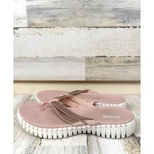 Skechers Womens 11 Pink Platform Thong Slip On Comfort Beach Sandals